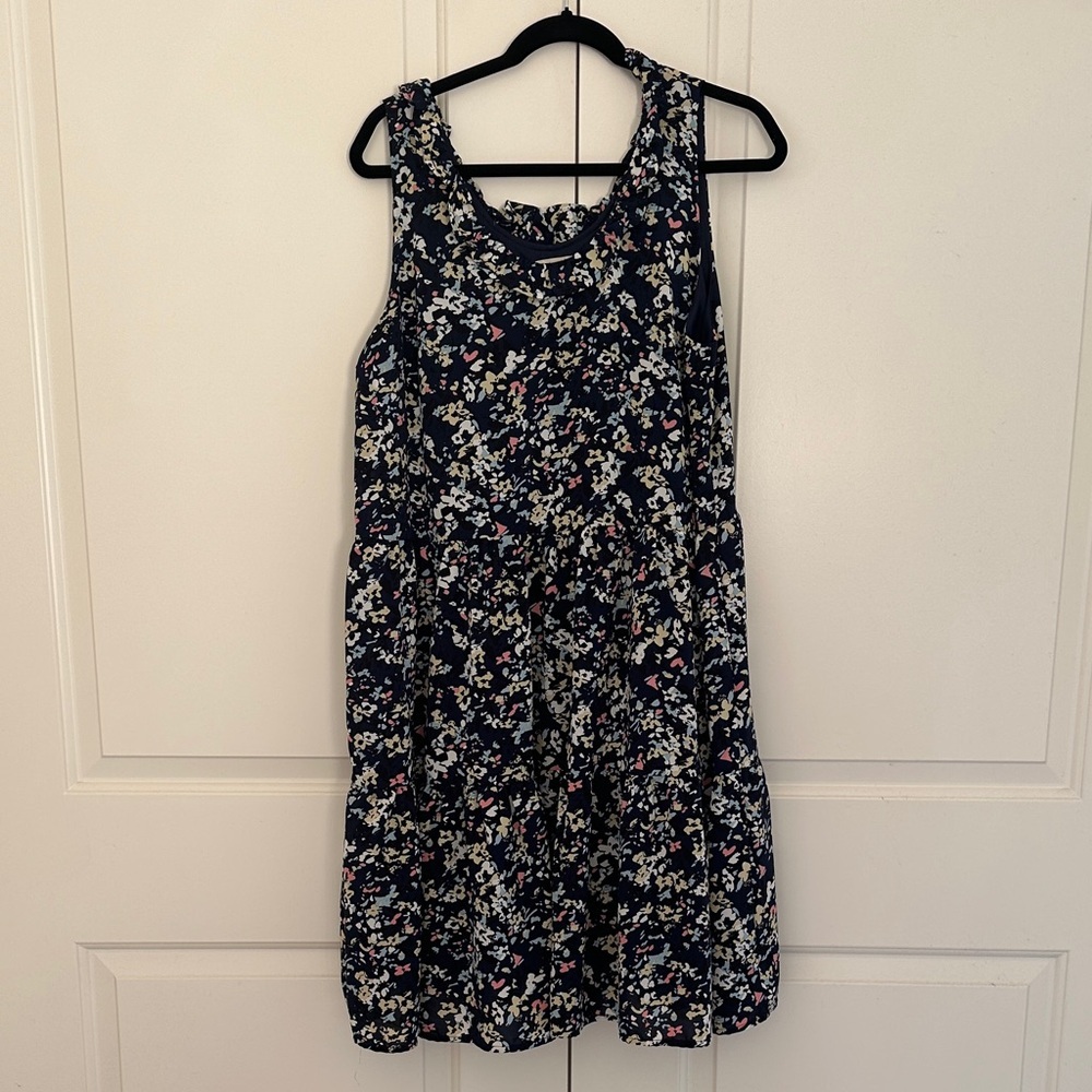 Chic Floral Sleeveless Mini Dress